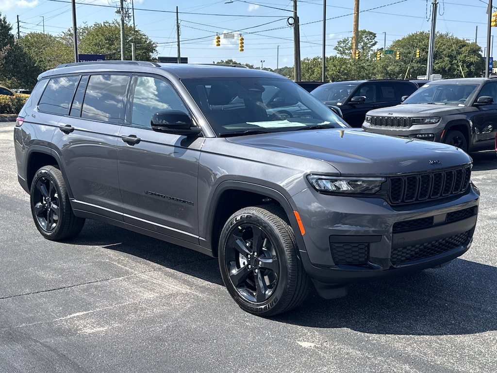 New 2025 Jeep Grand Cherokee L Altitude X Sport Utility