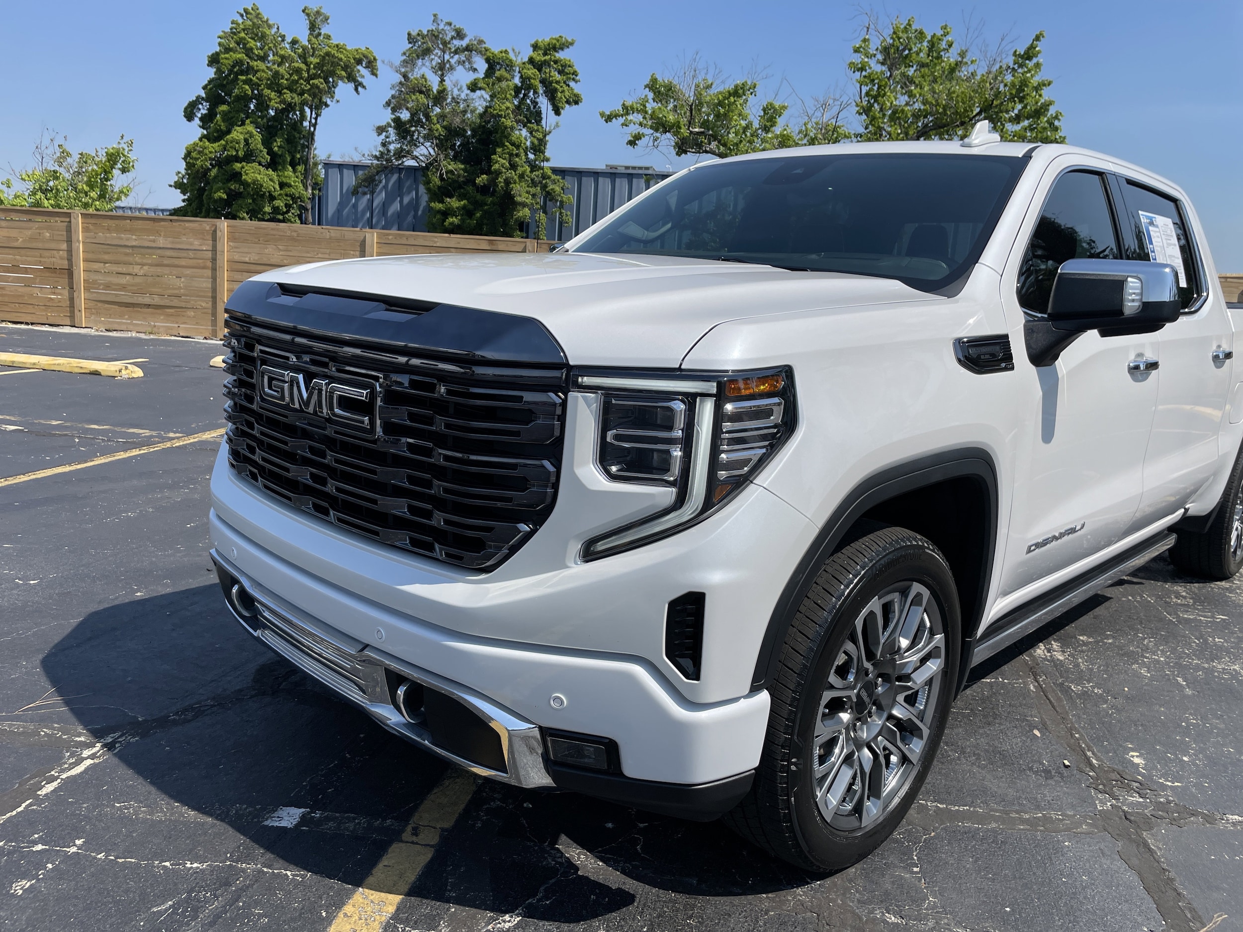2024 GMC Sierra 1500 Denali Ultimate photo 4