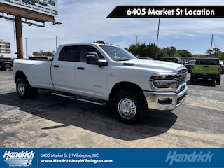 2025 Ram 3500 Big Horn Truck Crew Cab