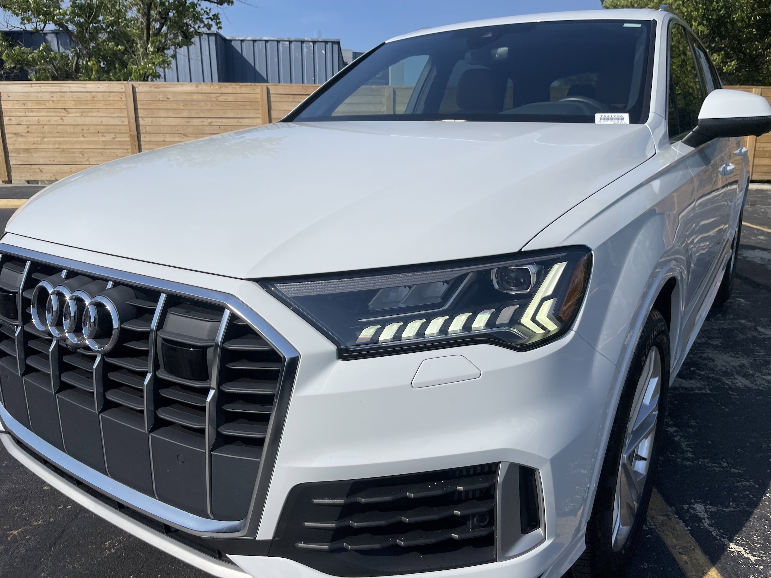 2023 Audi Q7 Premium Plus photo 4