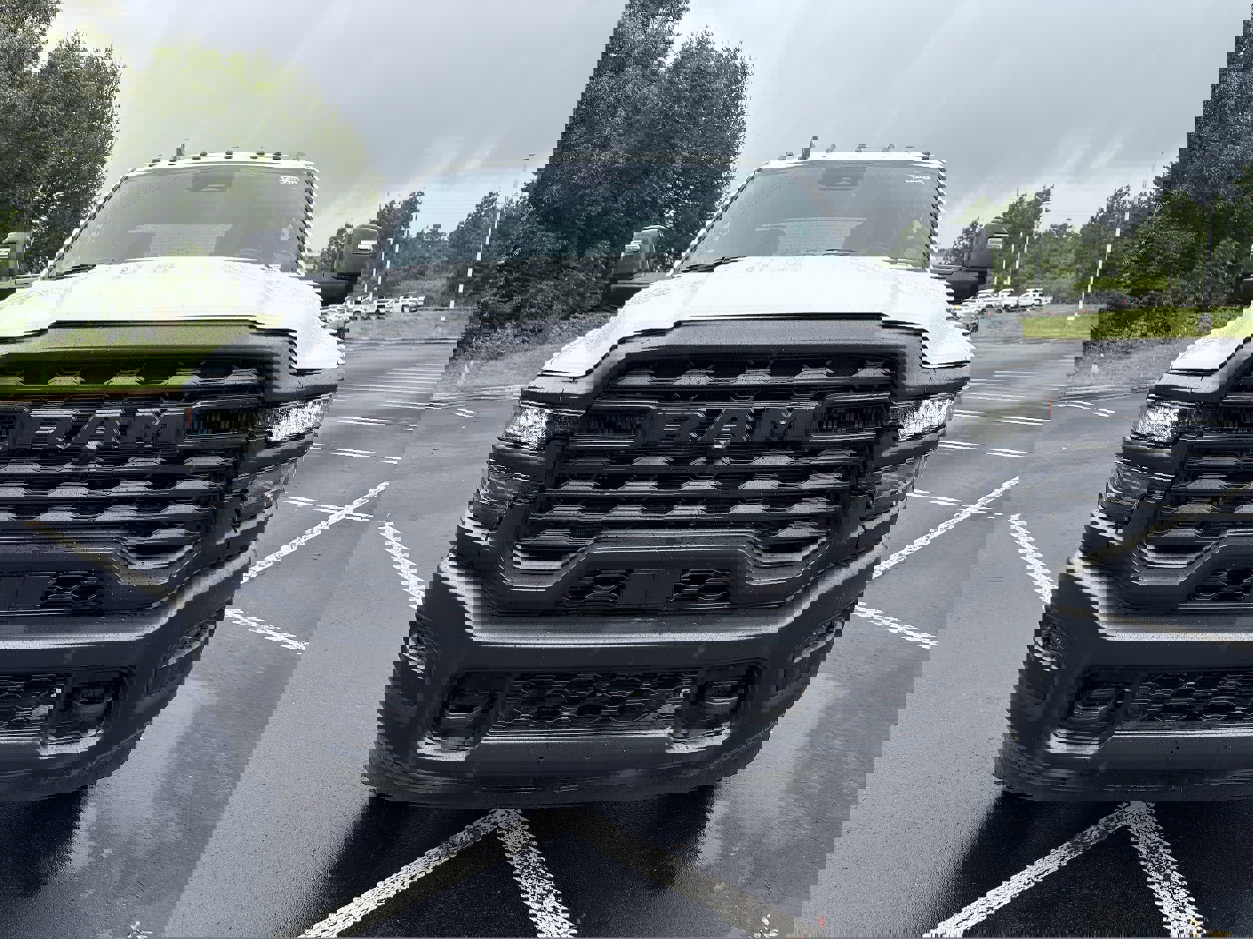 2025 Ram 3500 Tradesman photo 2