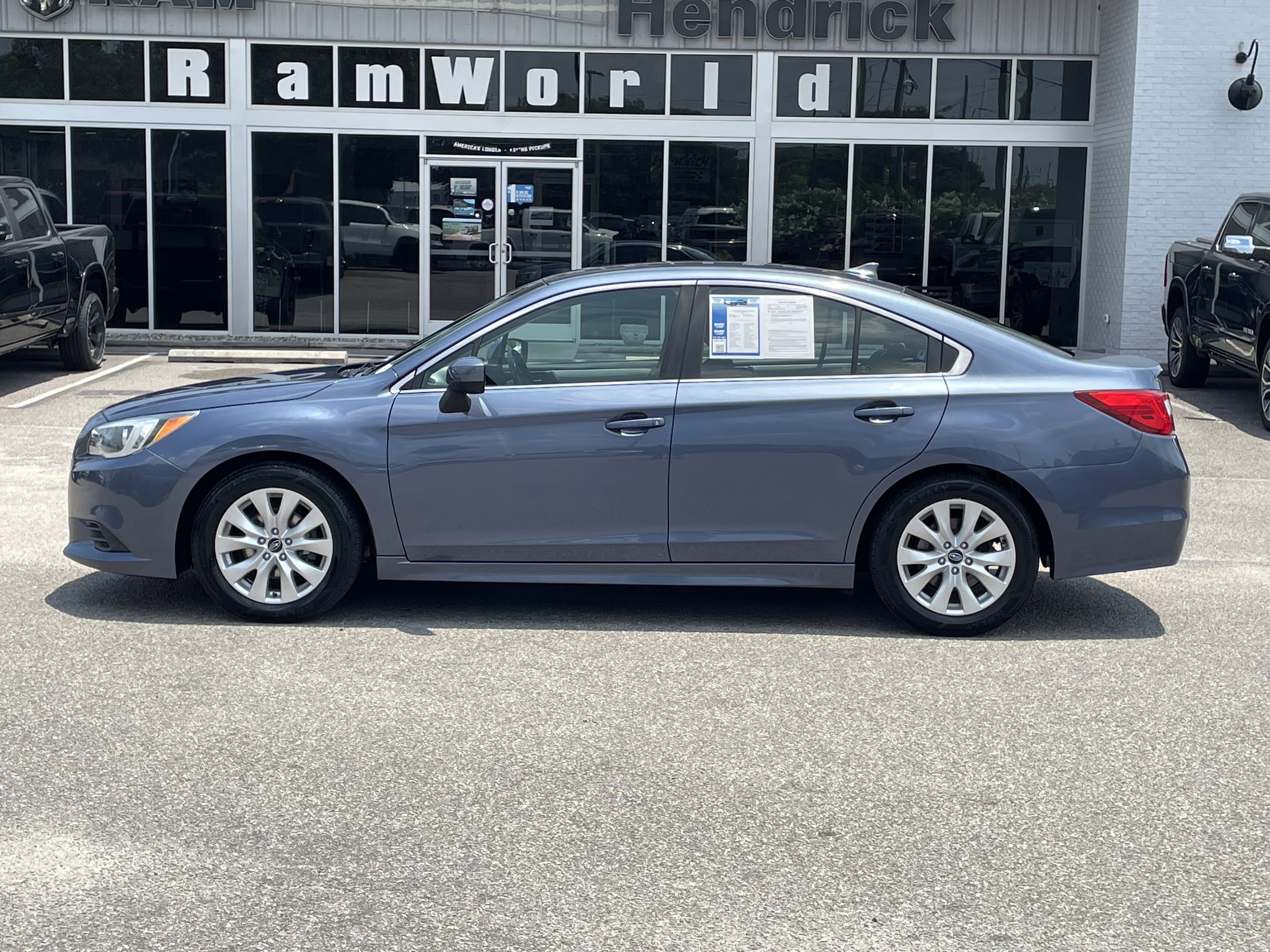 Subaru Legacy Premium