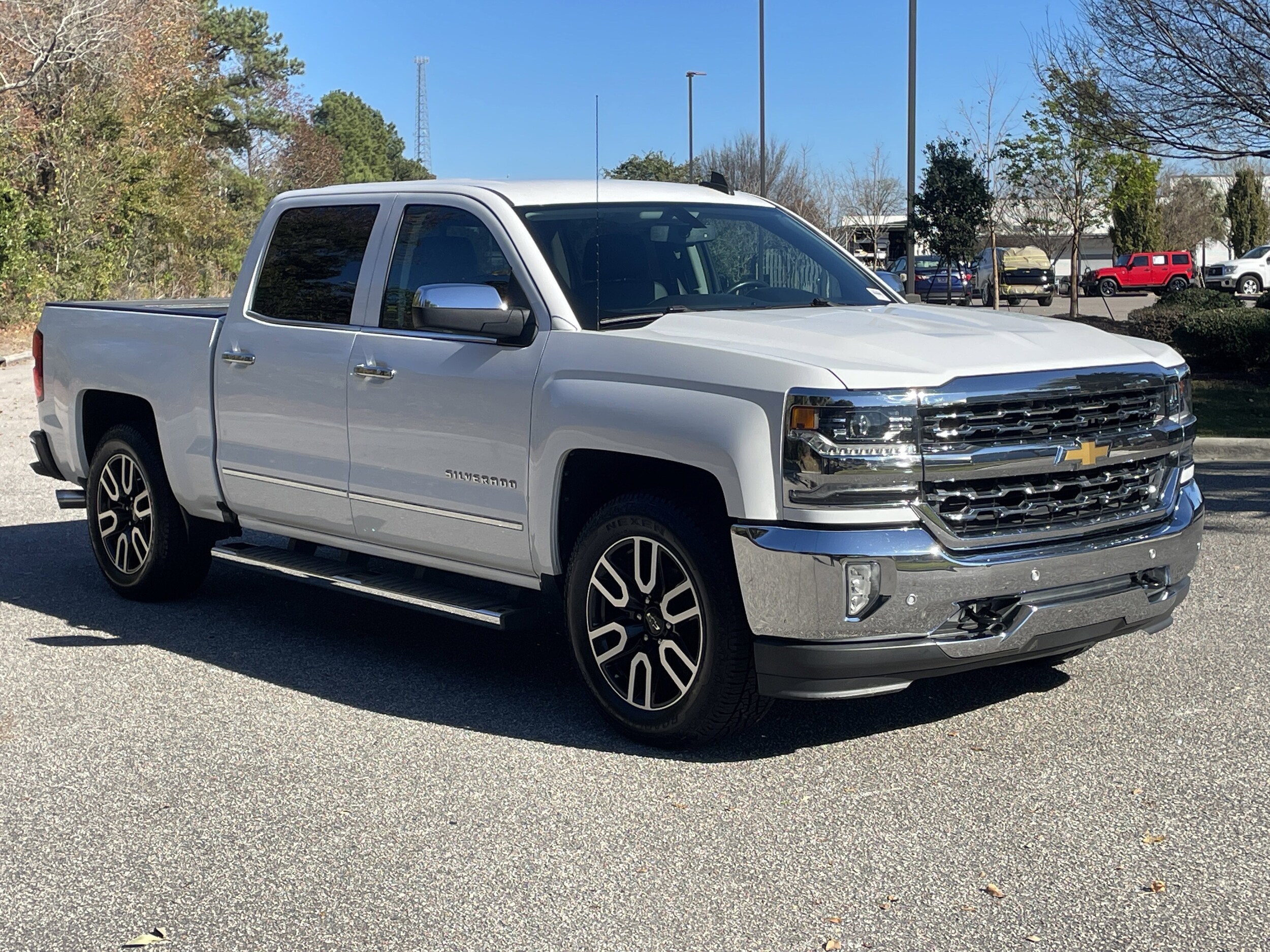 2017 Chevrolet Silverado 1500 LTZ photo 2