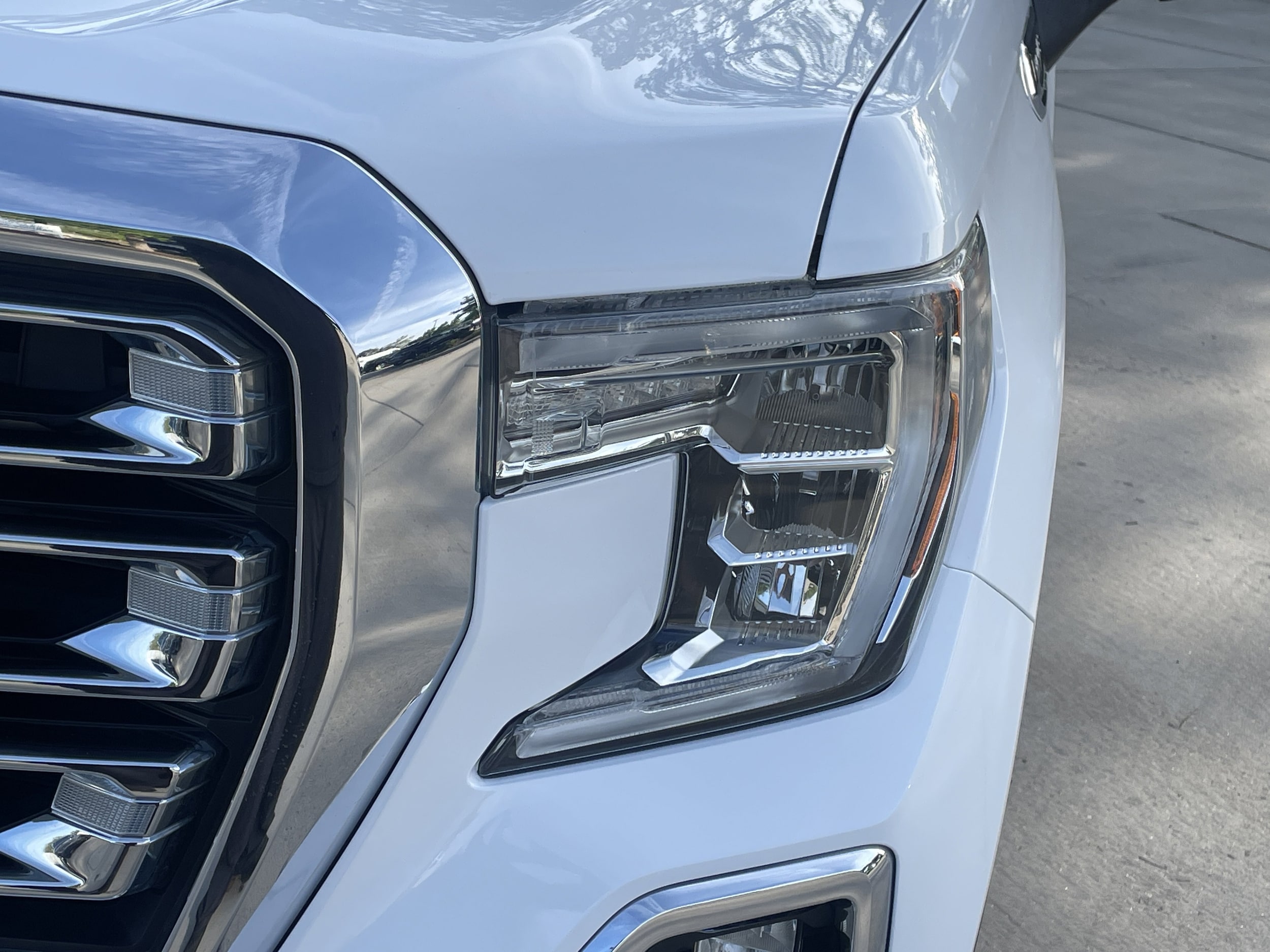 2019 GMC Sierra 1500 SLT photo 5