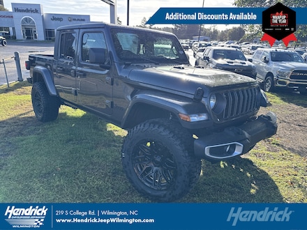 2025 Jeep Gladiator Sport S Pickup