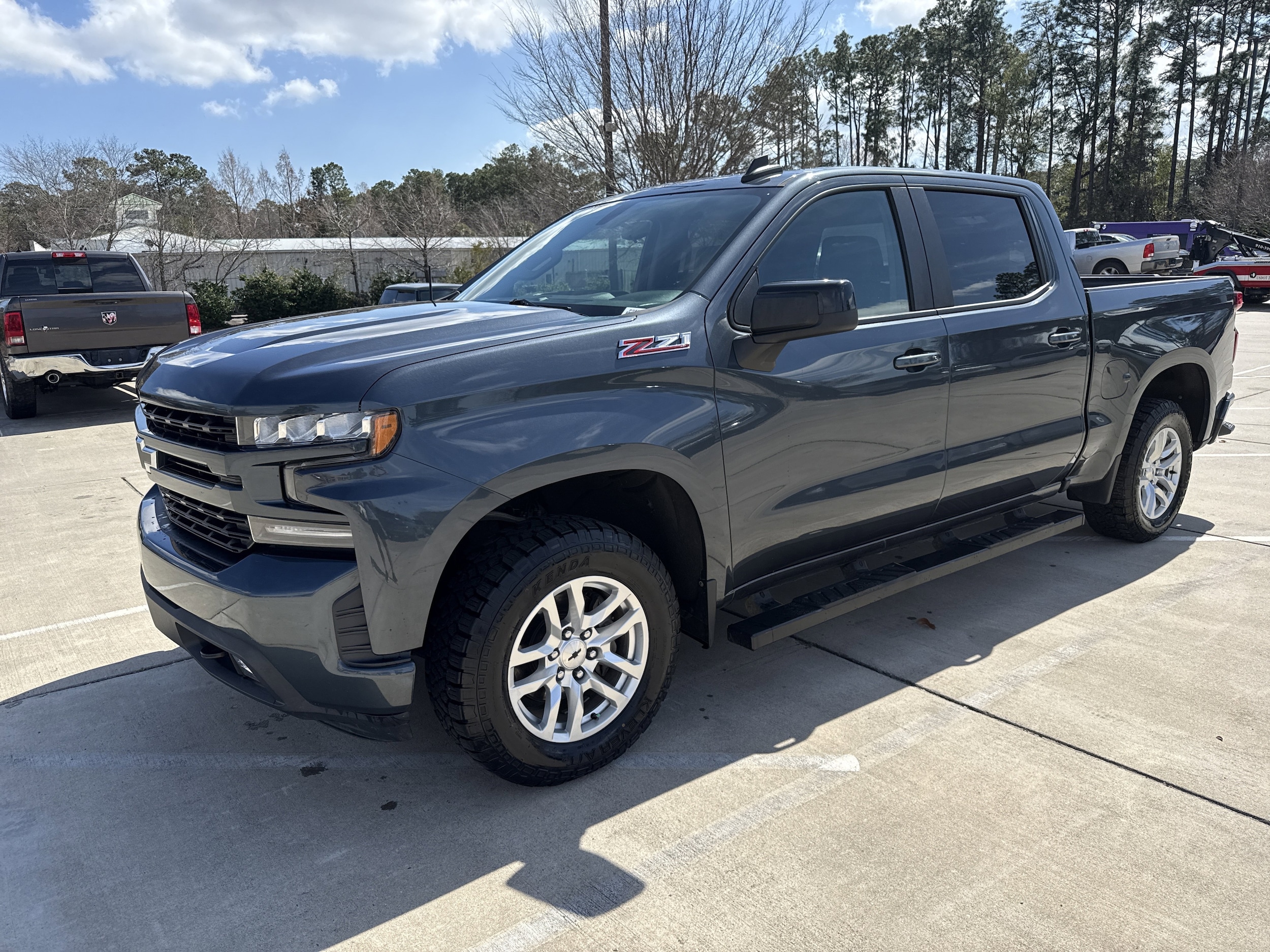 2020 Chevrolet Silverado 1500 RST photo 4