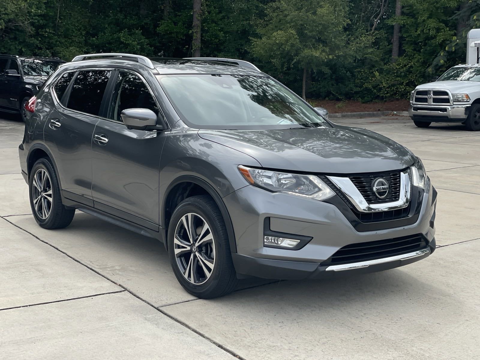 Used 2019 Nissan Rogue SV with VIN JN8AT2MVXKW374536 for sale in Wilmington, NC