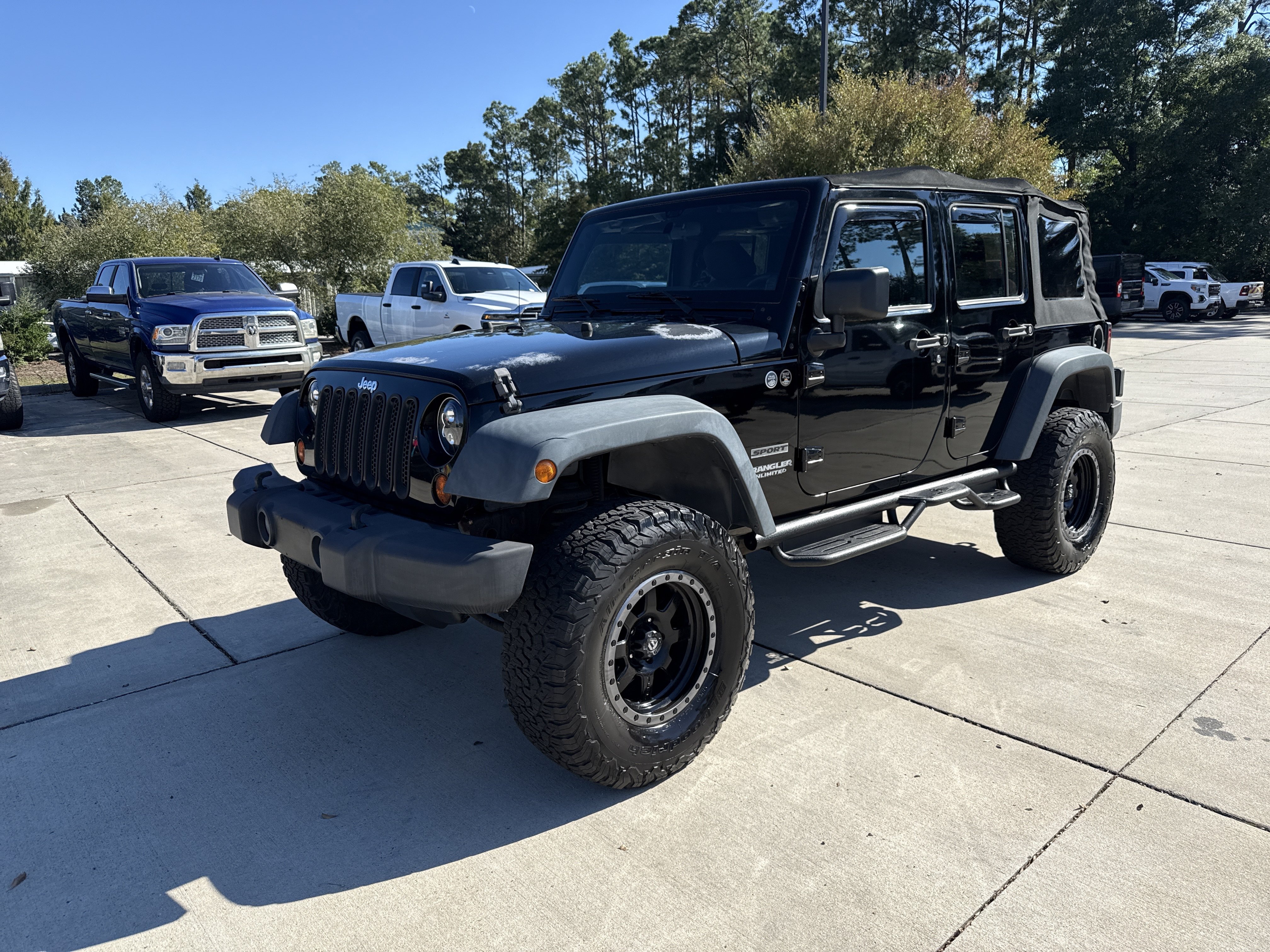 Used 2013 Jeep Wrangler Unlimited Sport SUV