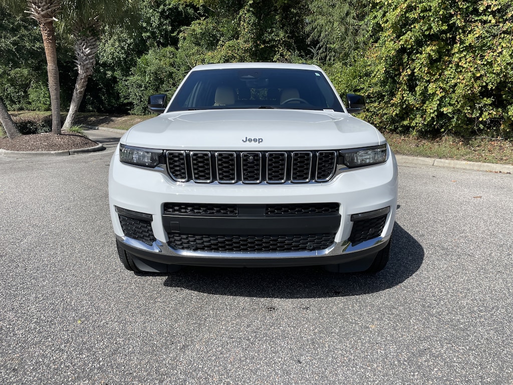 Used 2023 Jeep Grand Cherokee Limited SUV