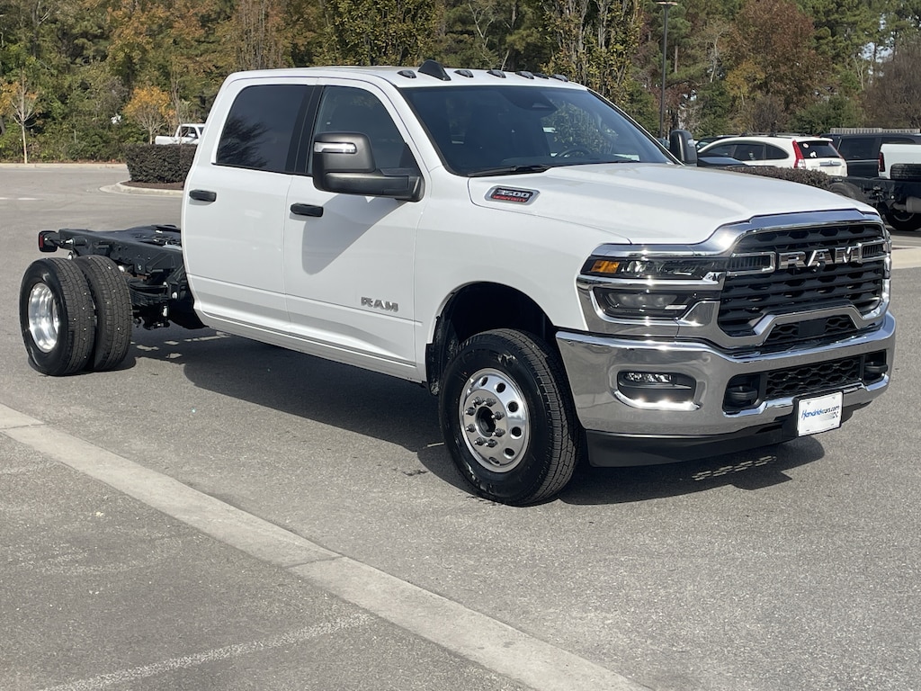 New 2025 Ram 3500 Chassis Cab Big Horn Pickup