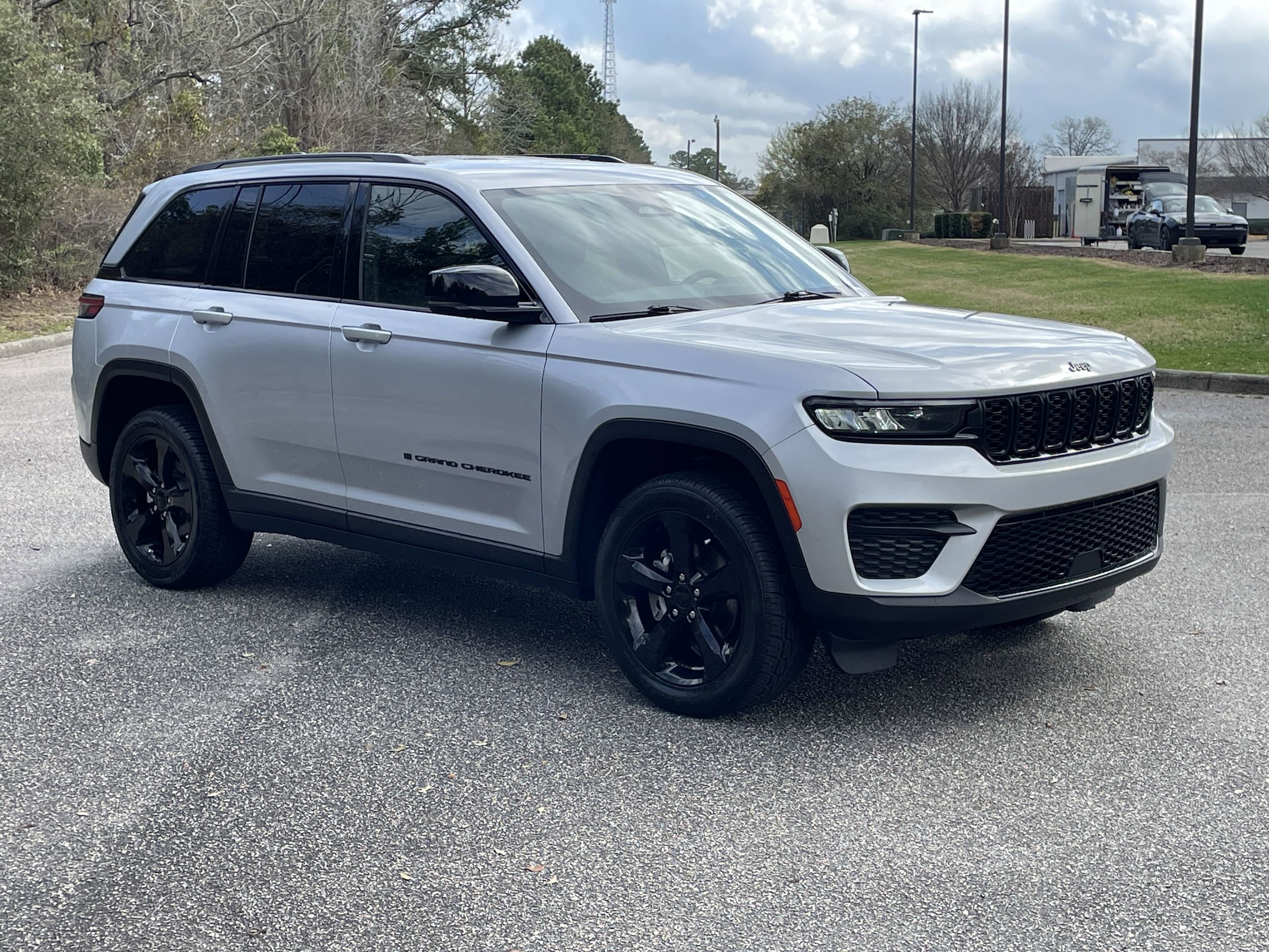 Used 2023 Jeep Grand Cherokee Altitude with VIN 1C4RJHAG8P8870900 for sale in Wilmington, NC
