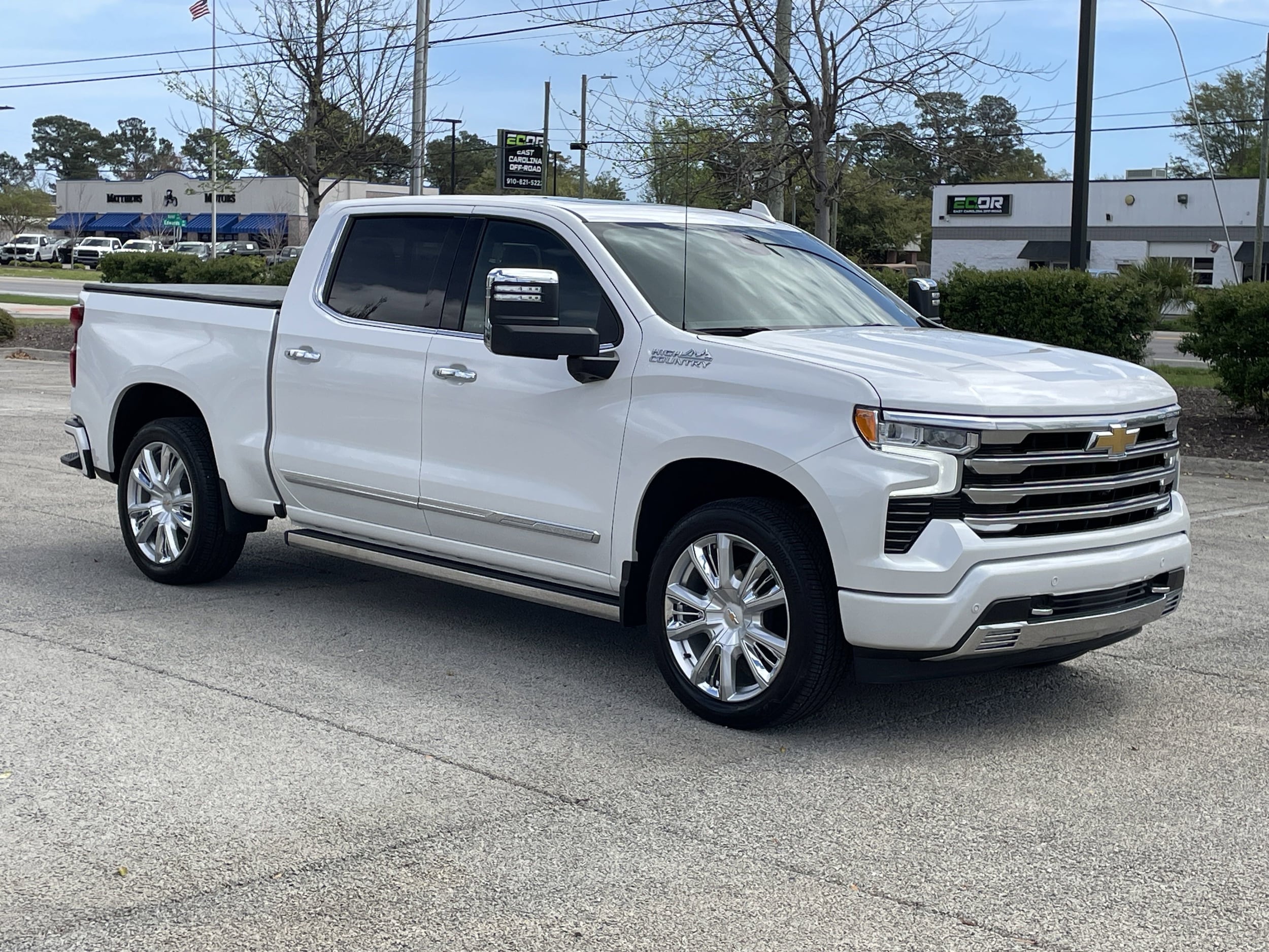 Used 2024 Chevrolet Silverado 1500 High Country with VIN 1GCUDJEDXRZ362515 for sale in Wilmington, NC
