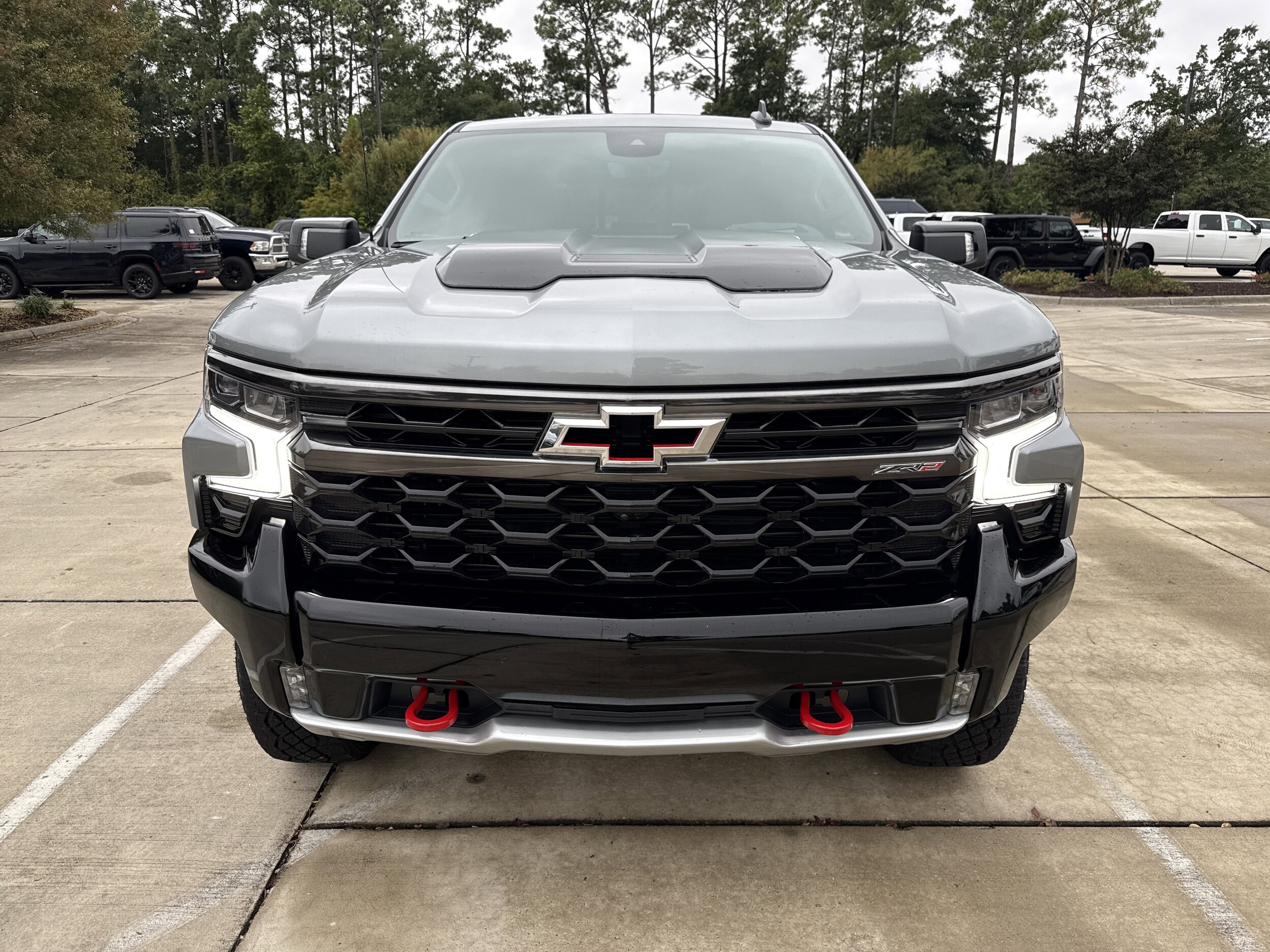 2024 Chevrolet Silverado 1500 ZR2 photo 3