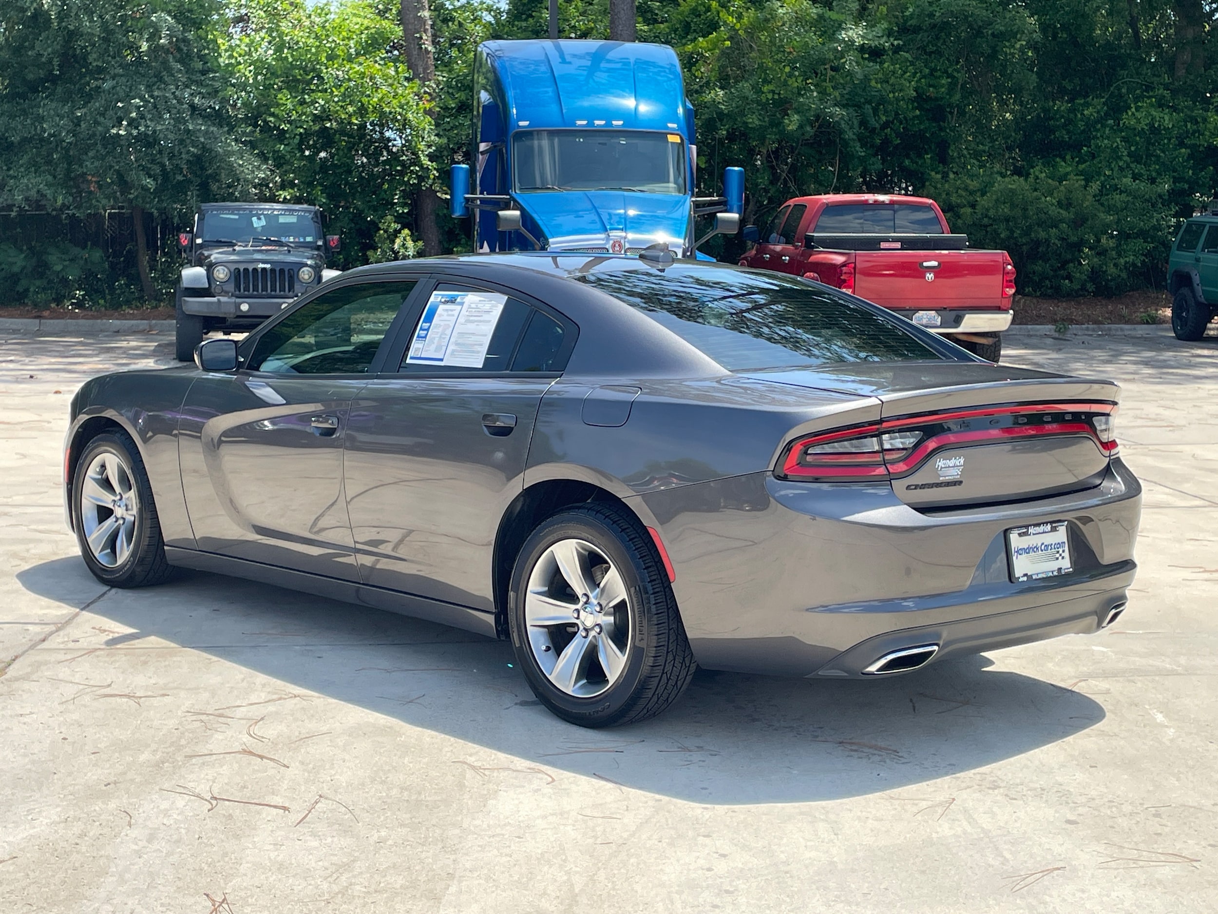 Dodge Charger SXT