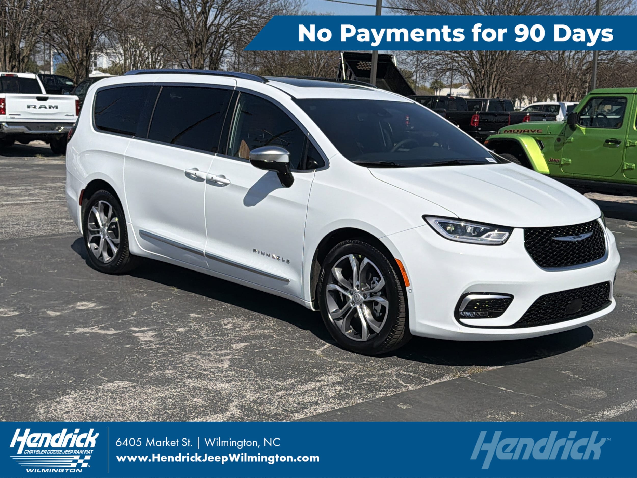 2026 Chrysler Pacifica Pinnacle's photo