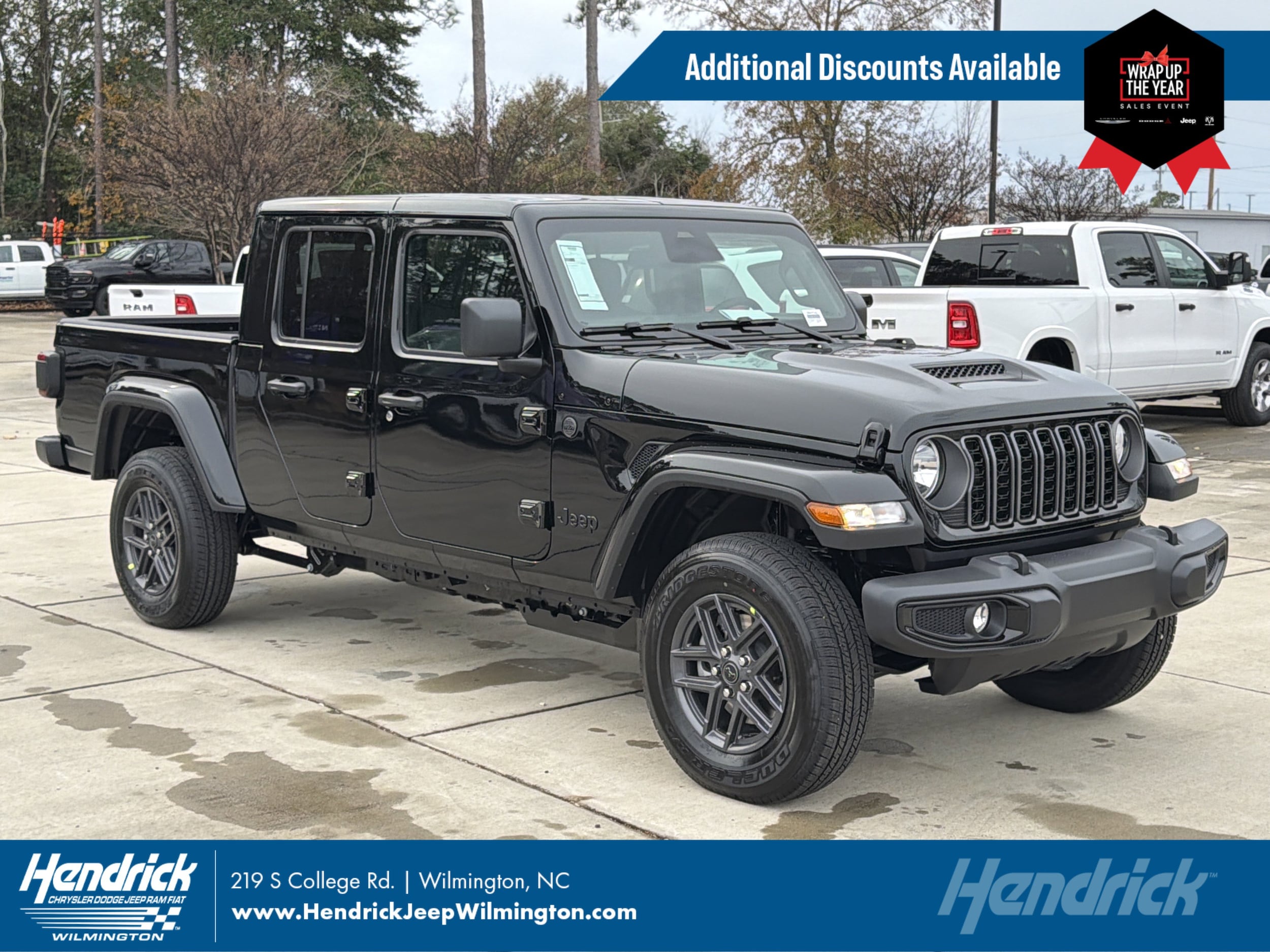 2026 Jeep Gladiator Sport S's photo