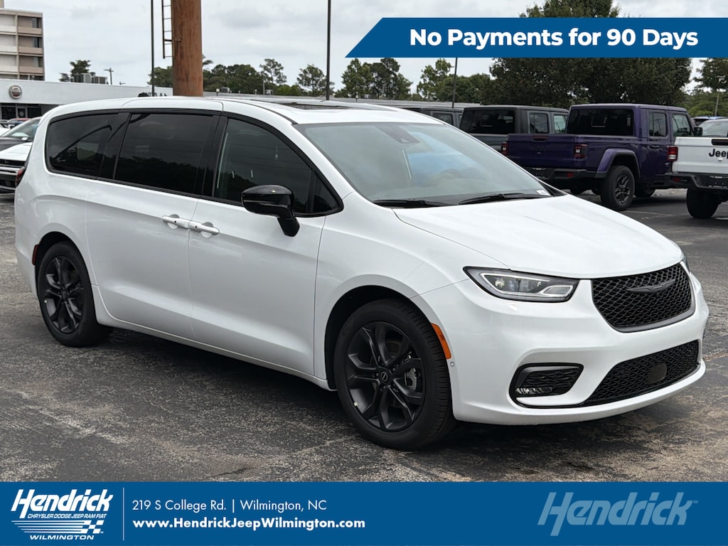 New 2026 Chrysler Pacifica Select Passenger Van