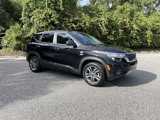 2023 Kia Seltos LX SUV