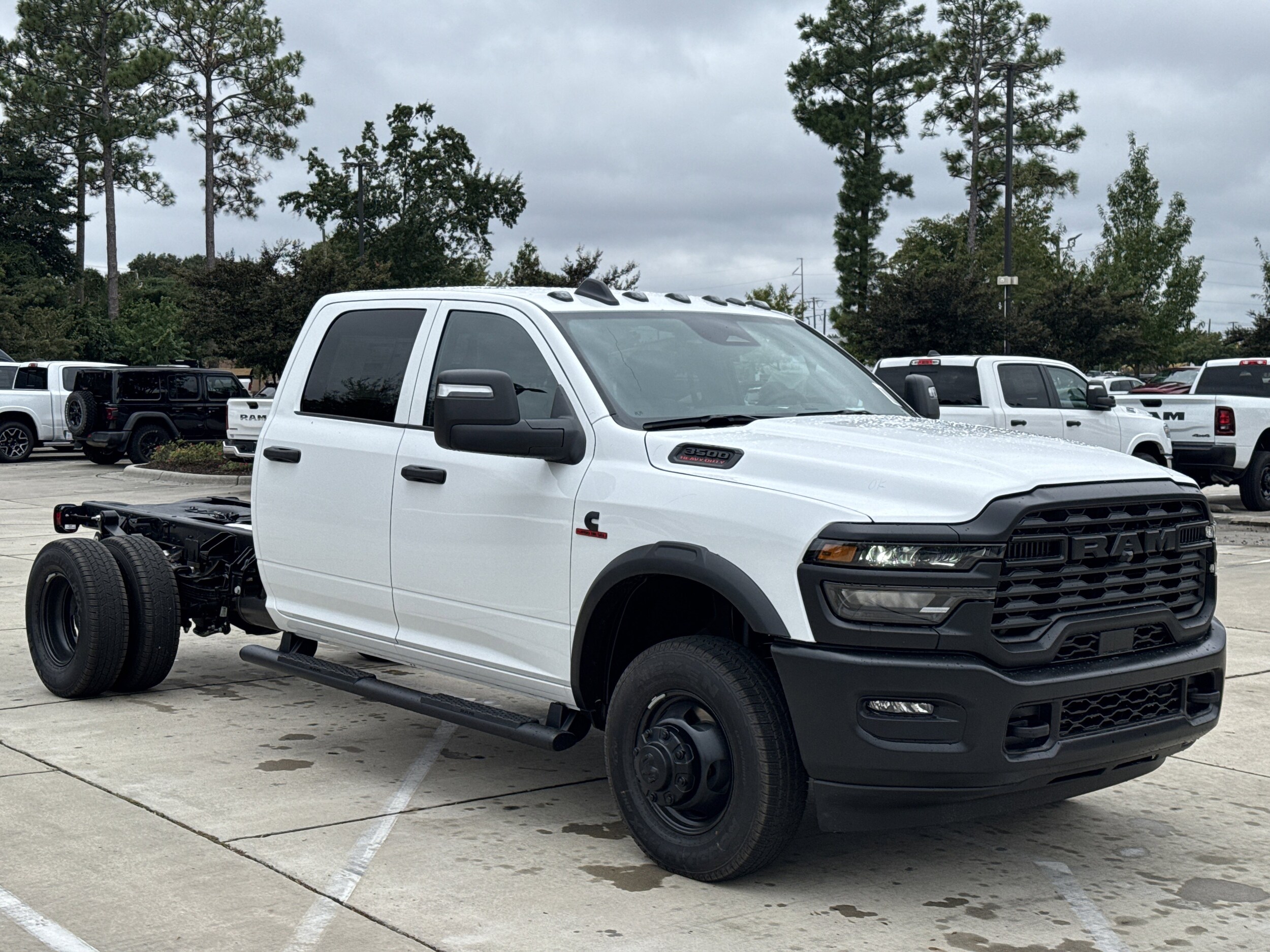2026 Ram 3500 Tradesman photo 2