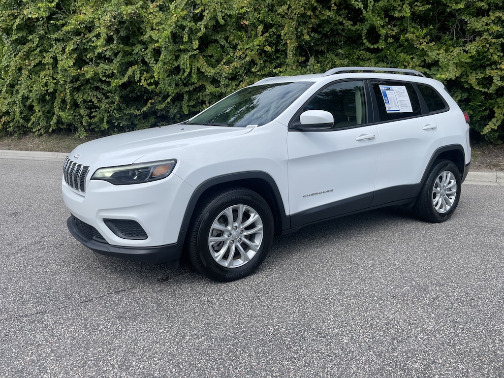 Used 2021 Jeep Cherokee Latitude SUV