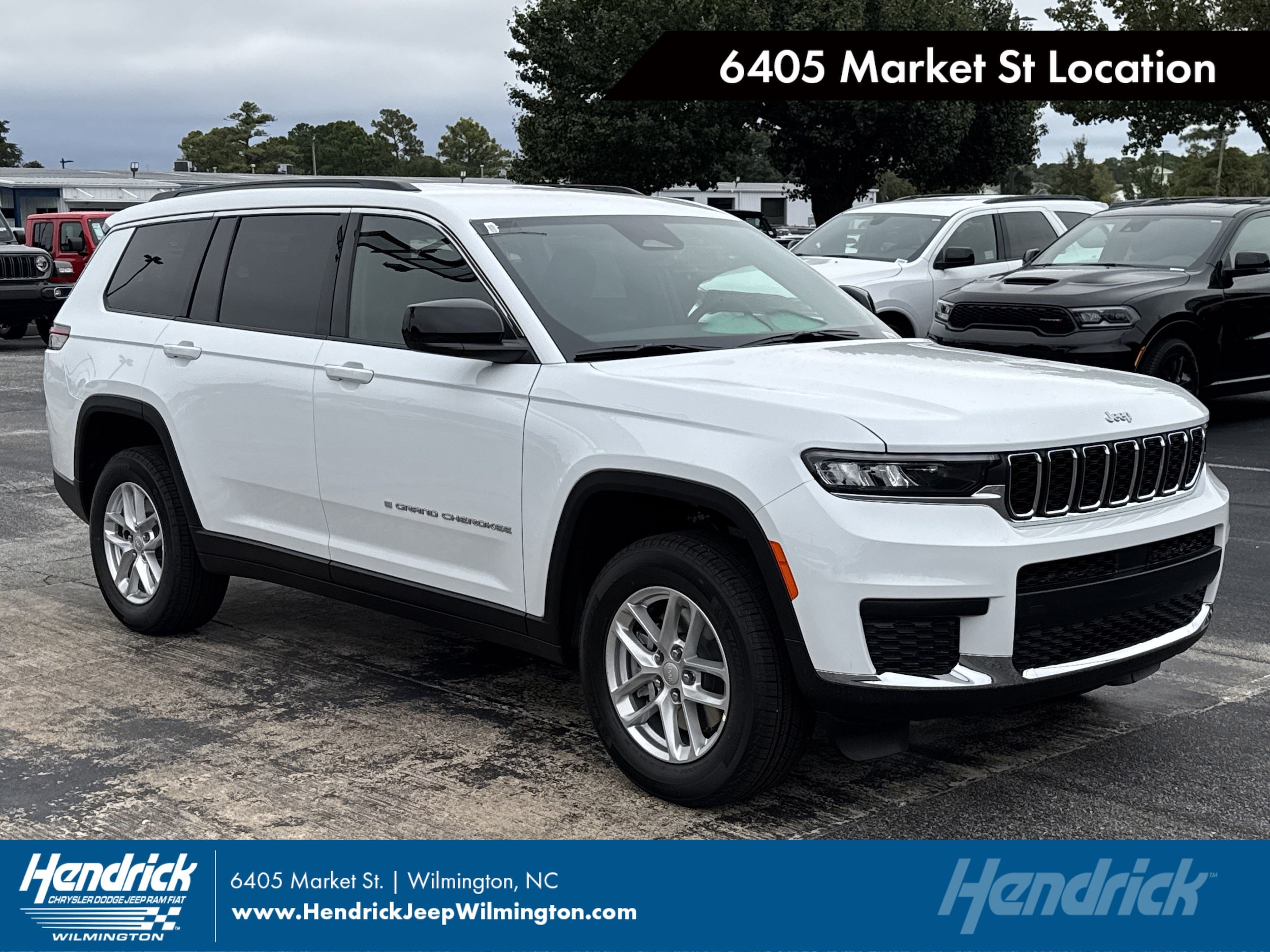 2025 Jeep Grand Cherokee L Laredo's photo