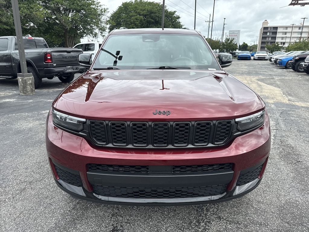 Used 2023 Jeep Grand Cherokee L Altitude SUV