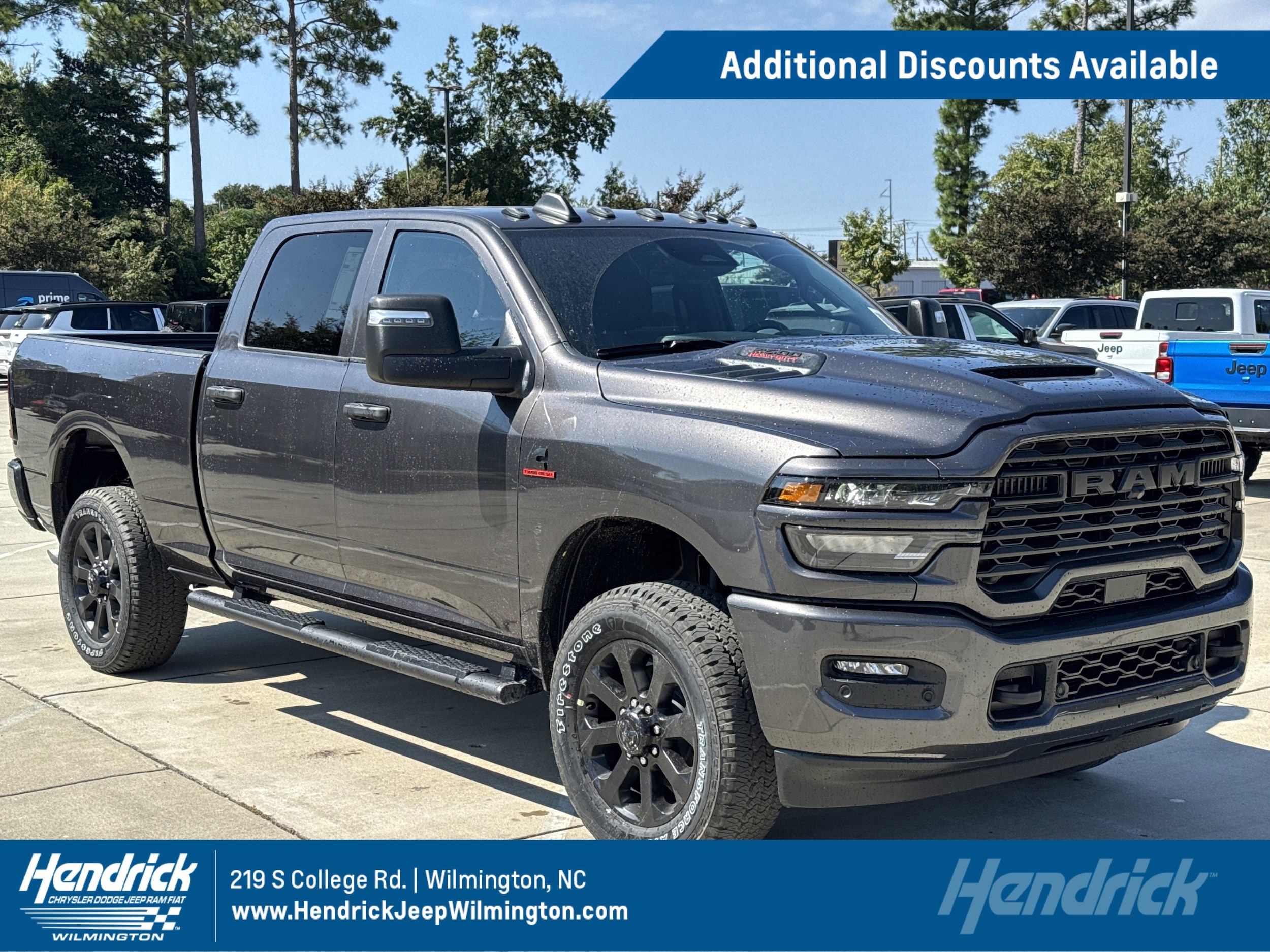 2026 RAM Ram 2500 Pickup Tradesman/Black Express's photo