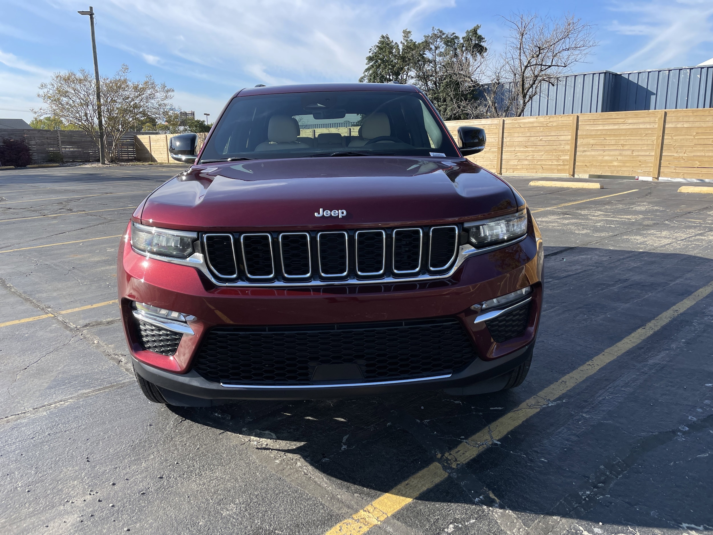 2025 Jeep Grand Cherokee Limited photo 2
