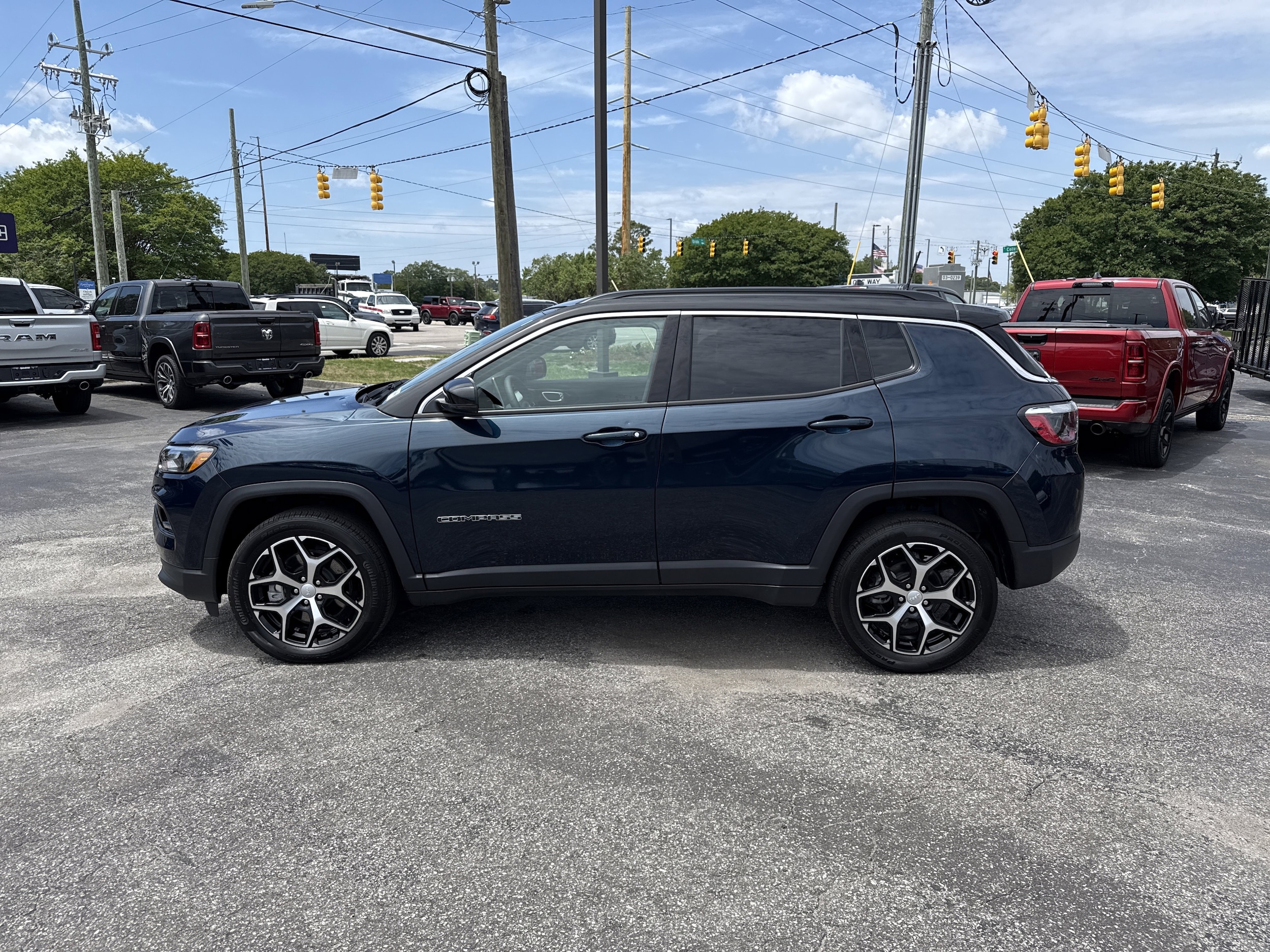 2024 Jeep Compass Limited photo 6
