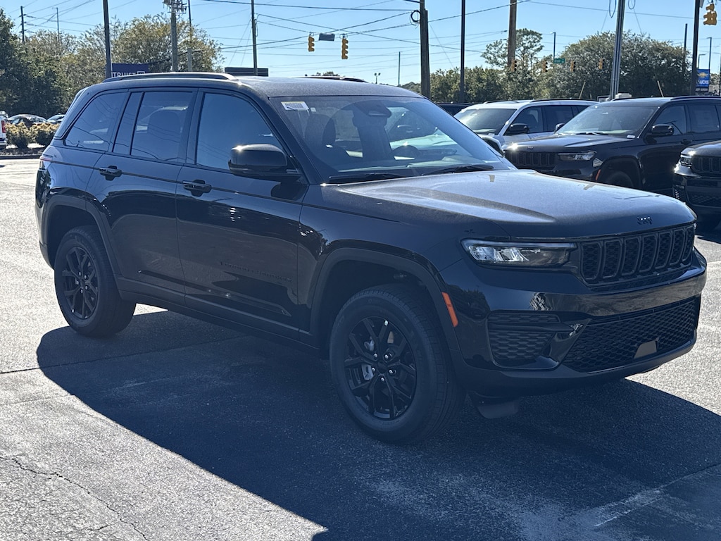 New 2025 Jeep Grand Cherokee Altitude X Sport Utility