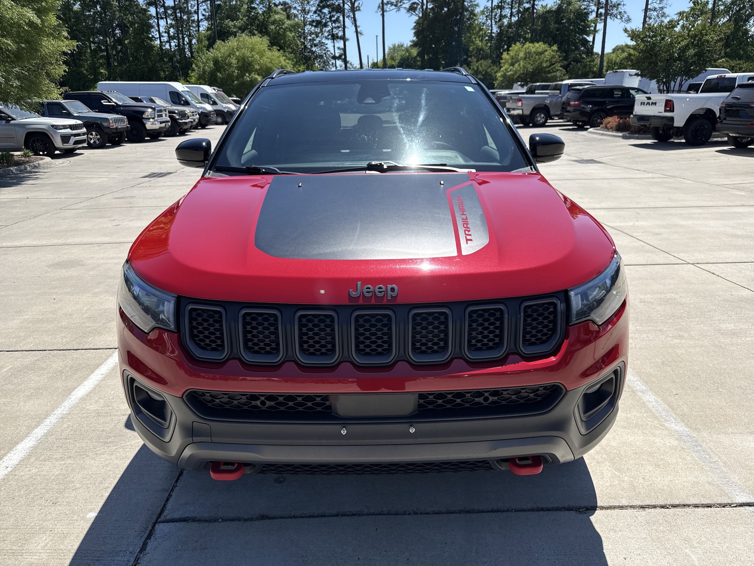 2023 Jeep Compass Trailhawk photo 2