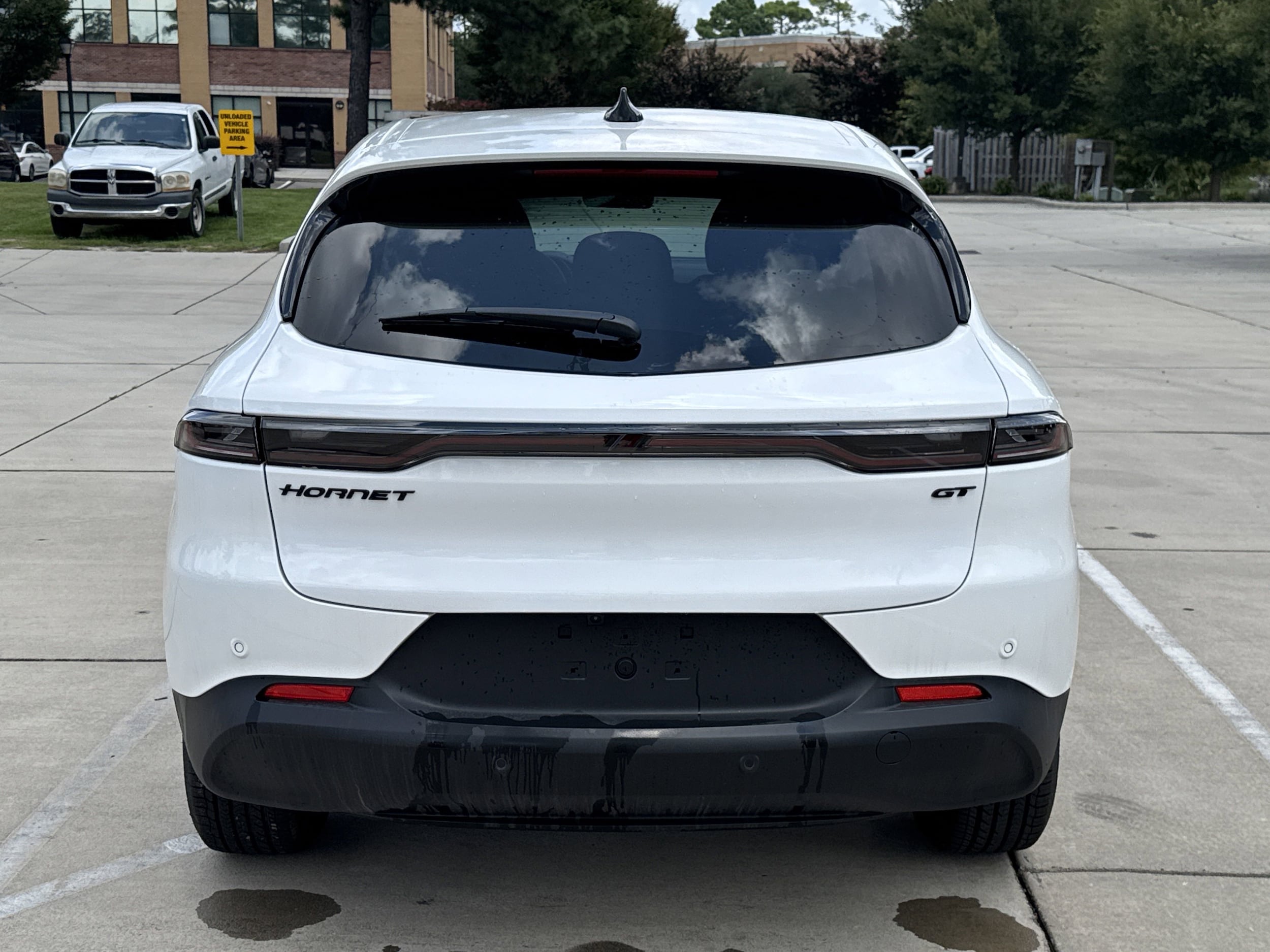 2025 Dodge Hornet GT photo 6