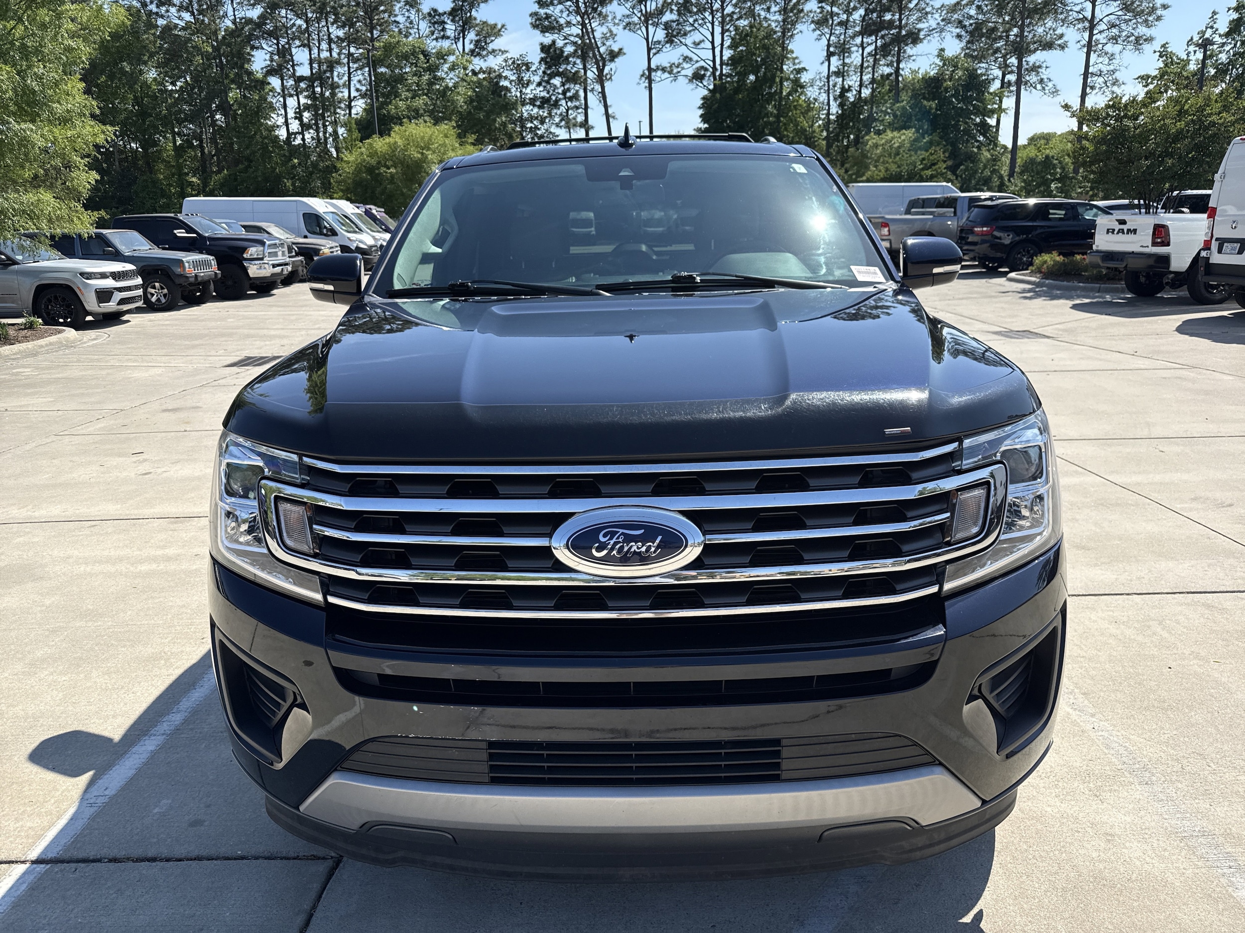 2021 Ford Expedition Max XLT photo 6