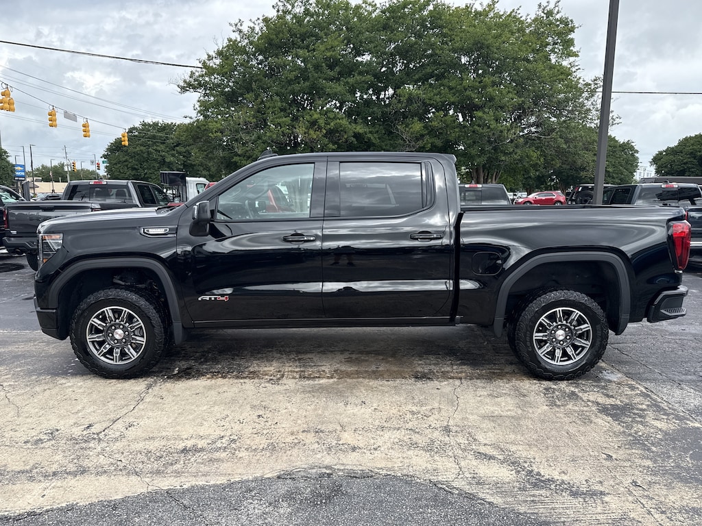 Used 2024 GMC Sierra 1500 AT4 Truck Crew Cab