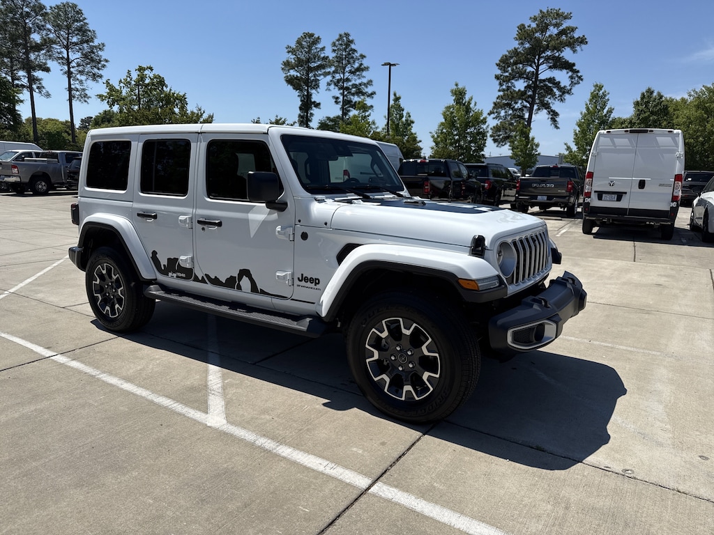 Used 2025 Jeep Wrangler Sahara SUV