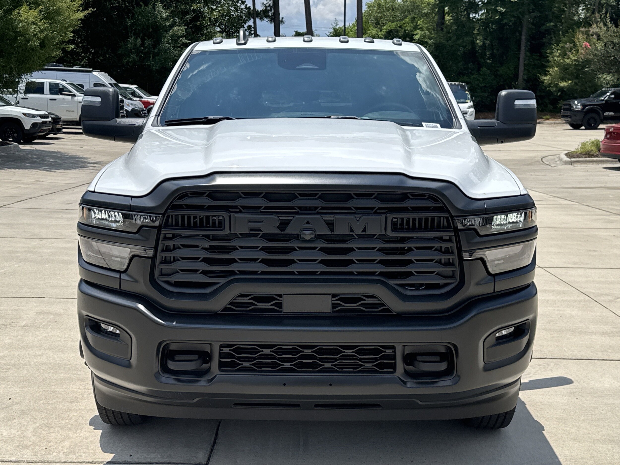2025 Ram 3500 Tradesman photo 3