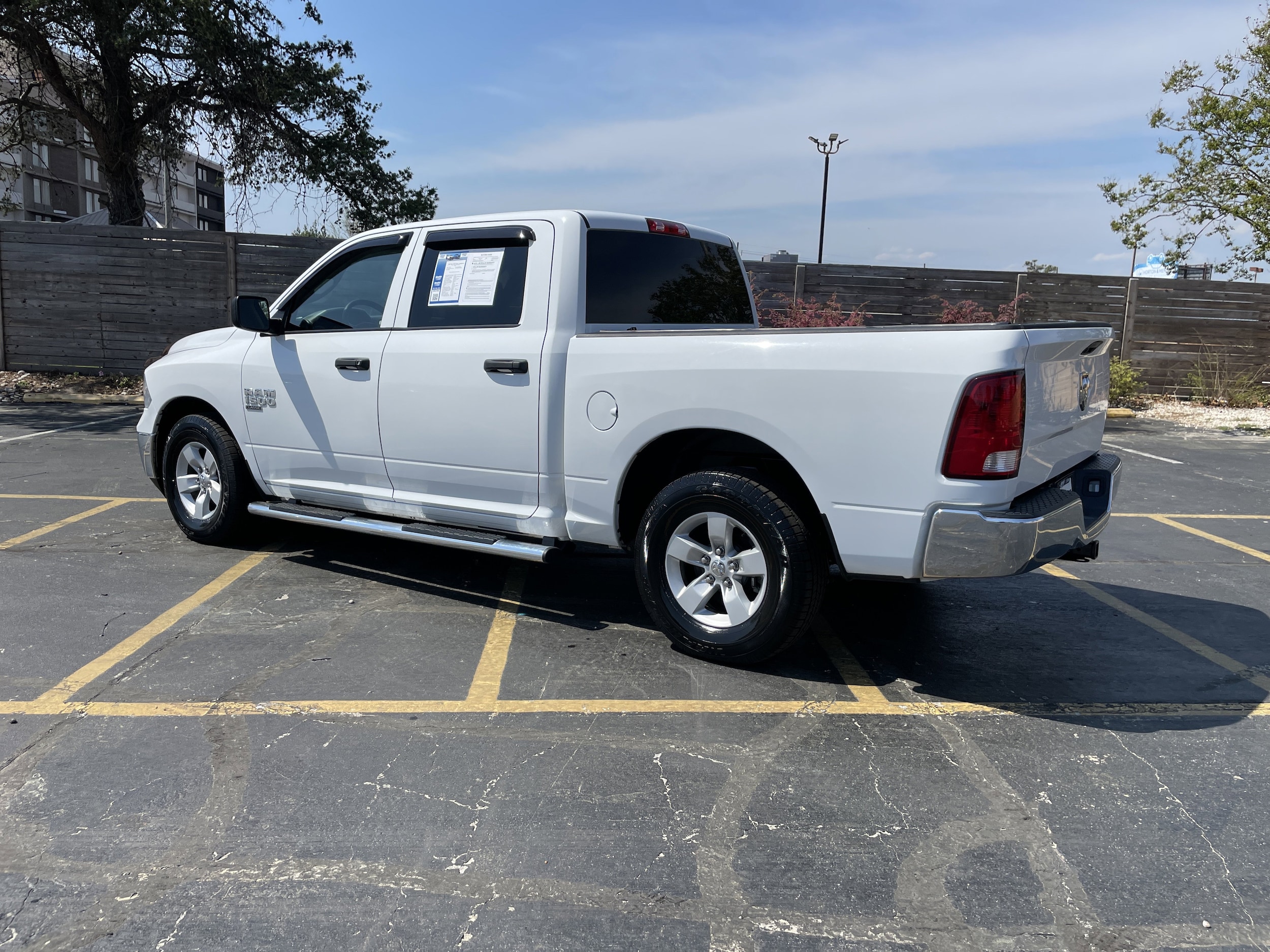 2020 Ram 1500 Classic Tradesman photo 3