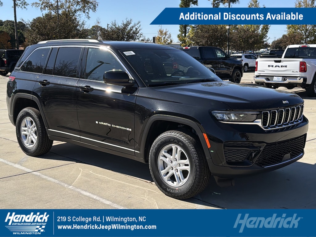 New 2025 Jeep Grand Cherokee Laredo Sport Utility