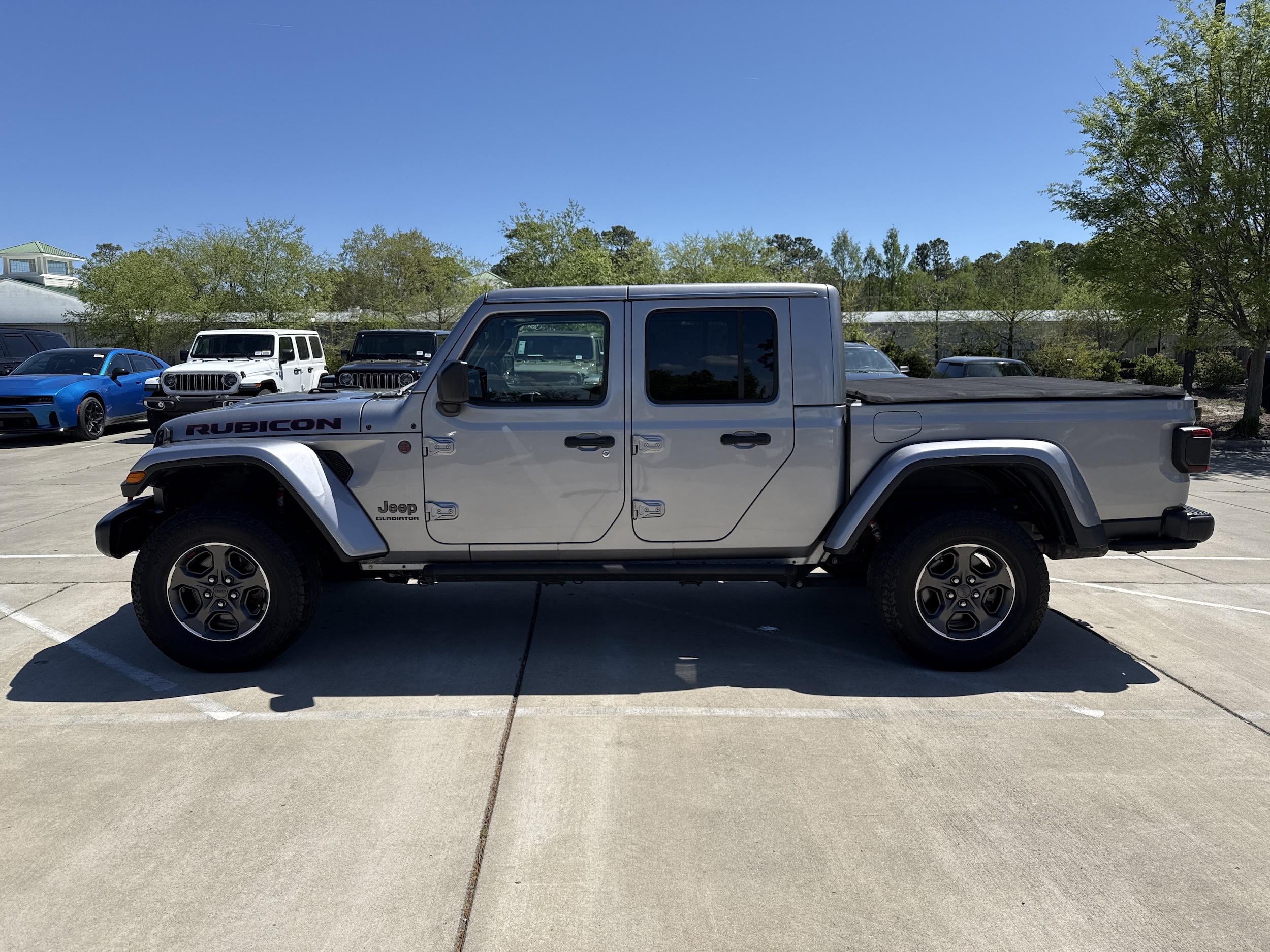 2020 Jeep Gladiator Rubicon photo 6