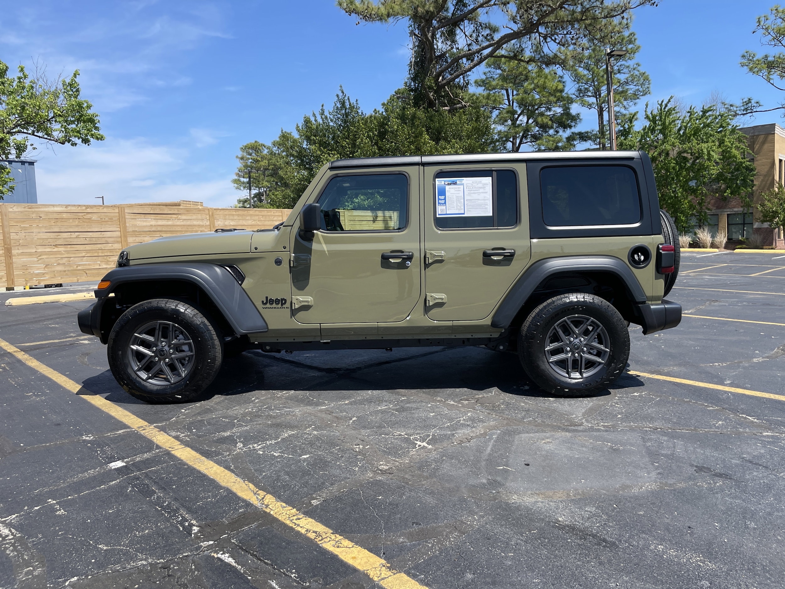 2025 Jeep Wrangler Sport S photo 5