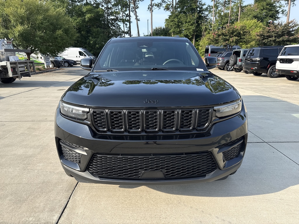 Used 2024 Jeep Grand Cherokee Altitude X SUV