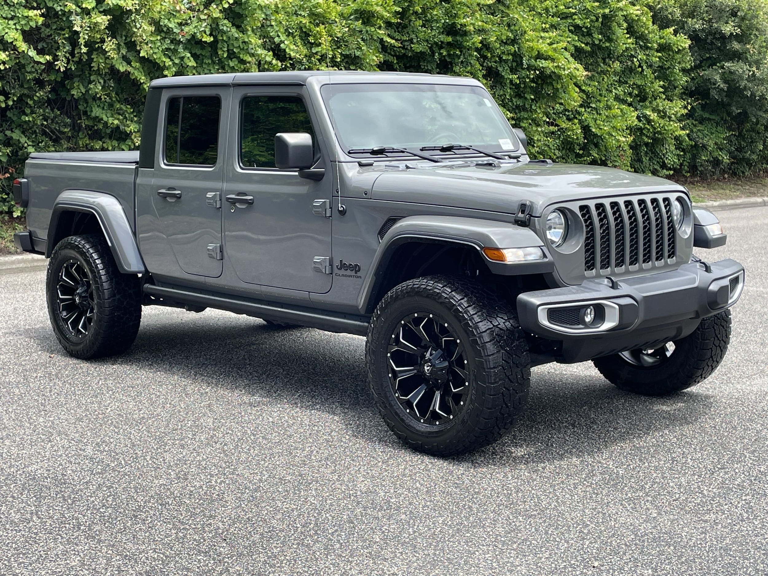 Used 2021 Jeep Gladiator Sport S with VIN 1C6JJTAG4ML533172 for sale in Wilmington, NC