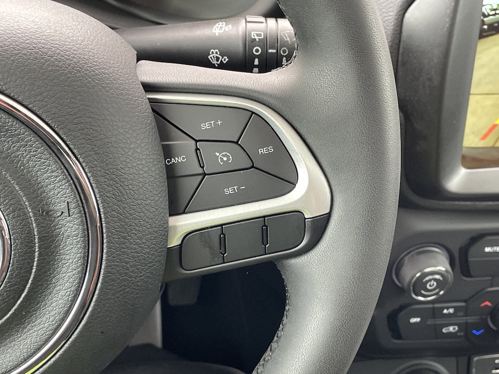 Used 2023 Jeep Renegade Altitude SUV