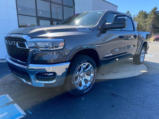 2026 RAM 1500 Big Horn/Lone Star 4x4 Crew Cab 5'7's photo