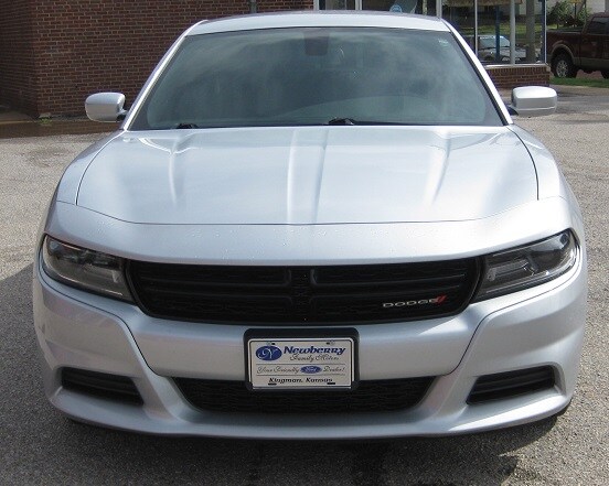 2020 Dodge Charger SXT photo 2