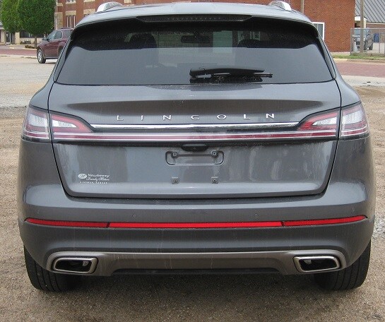 2022 Lincoln Nautilus Reserve photo 3