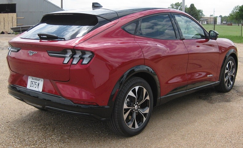 2023 Ford Mustang Mach-E Premium photo 2