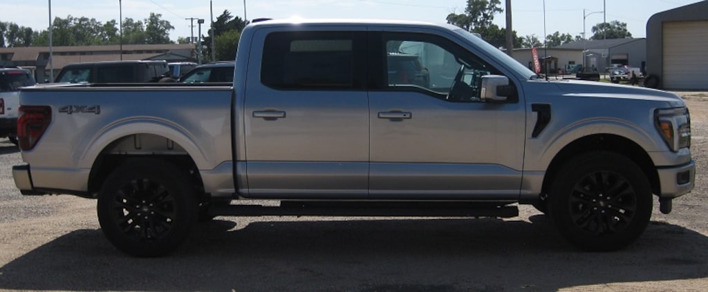 New 2025 Ford F-150 Lariat TRUCK