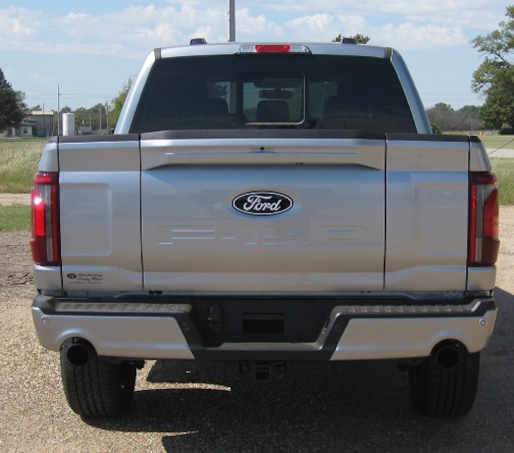 New 2025 Ford F-150 Lariat TRUCK