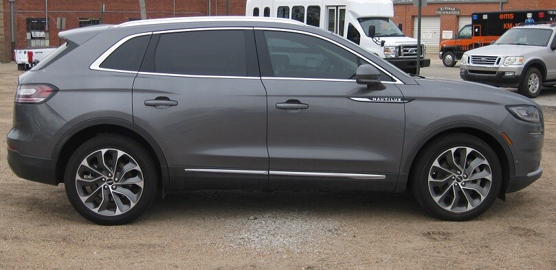 Used 2022 Lincoln Nautilus Reserve with VIN 2LMPJ8K98NBL26317 for sale in Kingman, KS